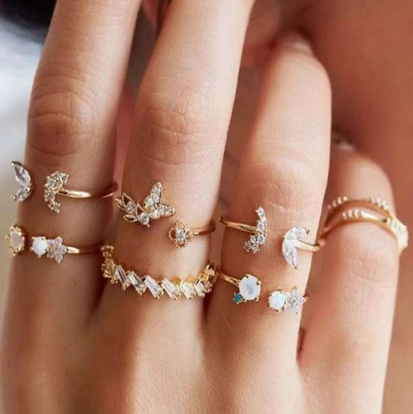 Nikkiwallflower Jewelry - *Hadley* Midi Ring Set